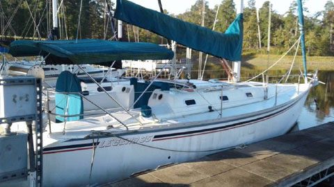 Hunter Legend 35, 1989 sailboat
