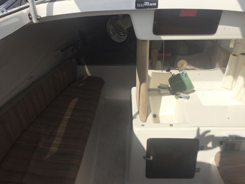 MacGregor 26D, 1988 sailboat