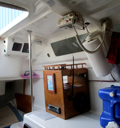 Macgregor 26X, 2001 sailboat