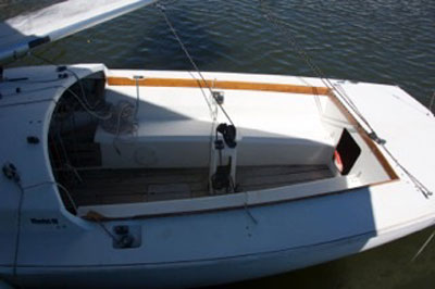 Rhodes 19, 1986 sailboat