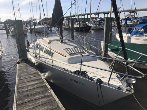 S2 Yachts 9.2A. 1979 sailboat