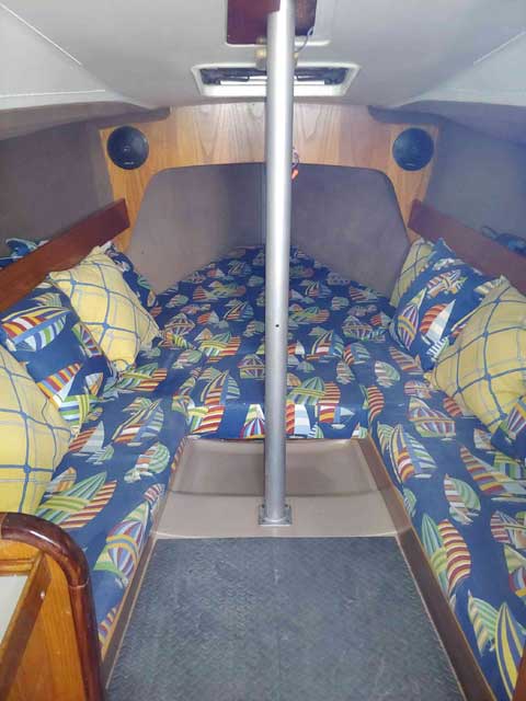 Beneteau First 235, 1987 sailboat
