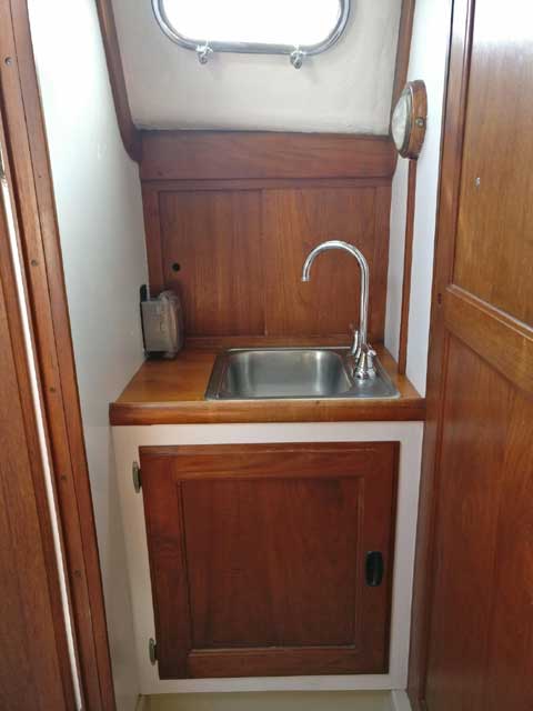 Cal 2-34, 1975 sailboat