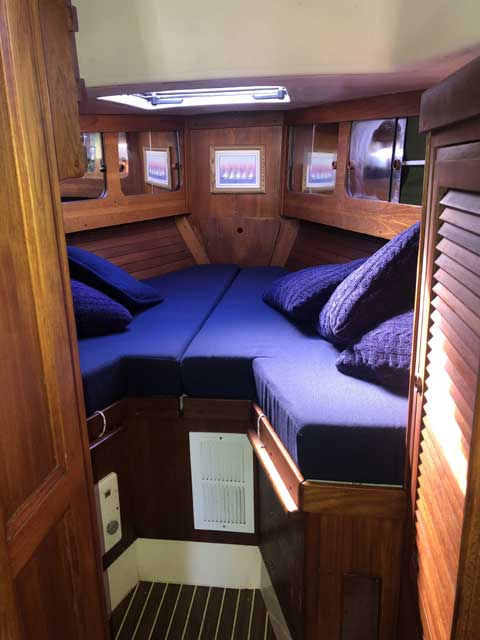 CAL-39, MKII, 1981 sailboat