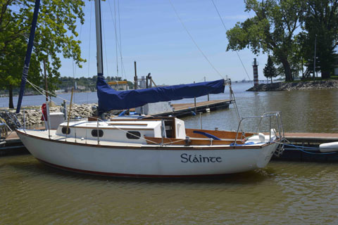 Cape Dory 27, 1980 sailboat