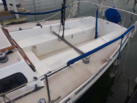 Capri 25, 1981 sailboat