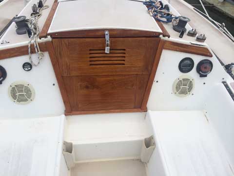 Capri 25, 1981 sailboat