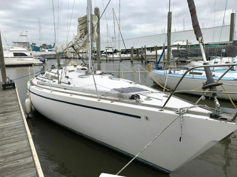 C&C Northeast, 39', 1984 sailboat