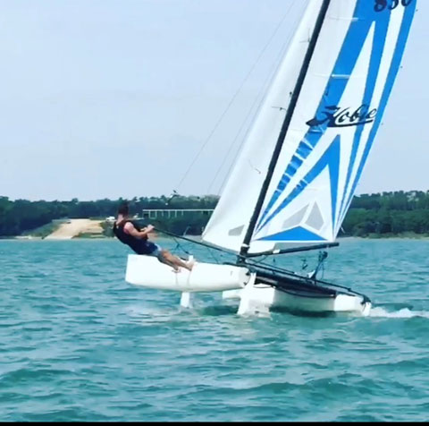 Hobie Miracle 20 sailboat