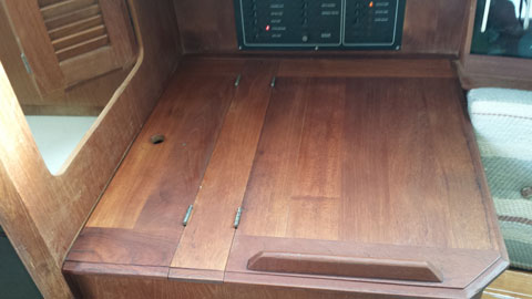 Hunter 34, 1984 sailboat