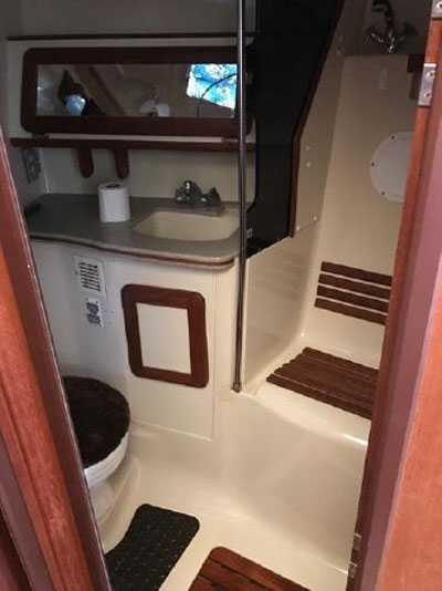 Hunter Passage 42, 1995 sailboat