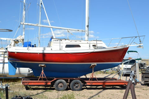 Irwin 10/4, 1985 sailboat