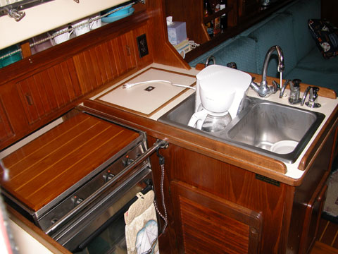 Island Packet, 31', 1988 sailboat