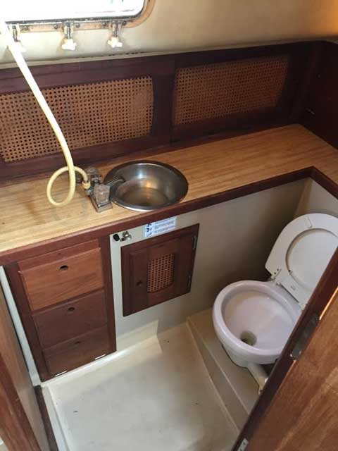 Lancer 30, 1982 sailboat