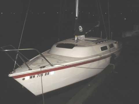 Balboa 22 sailboat