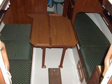 1982 Bayfield 25 sailboat