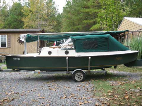 Bay Hen 21