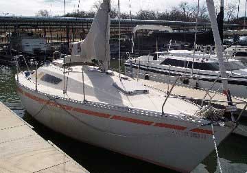 1983 Beneteau First 28 sailboat