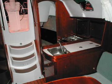 2004 Beneteau 311 sailboat