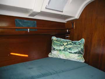 1996 Beneteau Oceanis 400 sailboat