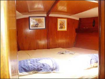 1989 Beneteau Oceanis 430 sailboat