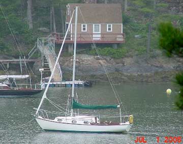 1982 Cape Dory 25 sailboat