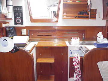 1981 Cape Dory 30, cabin