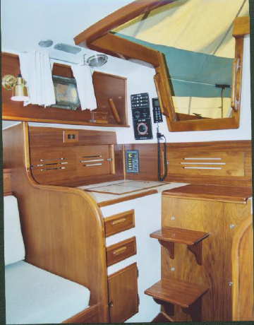 1981 Cape Dory 30 Cutter sailboat
