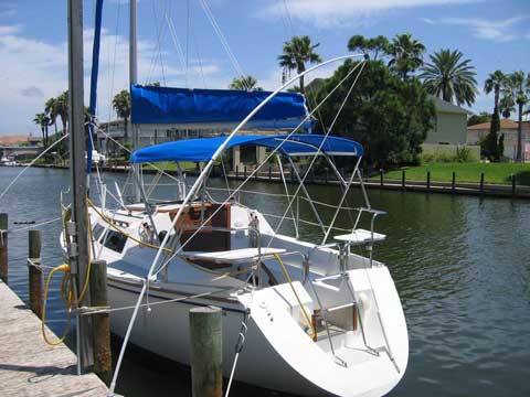 Capri 26 sailboat