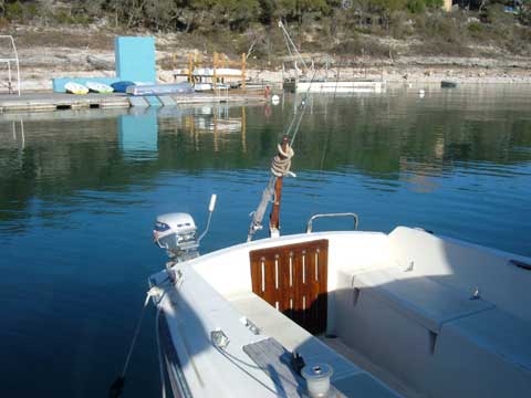 Hunter 22 sailboat