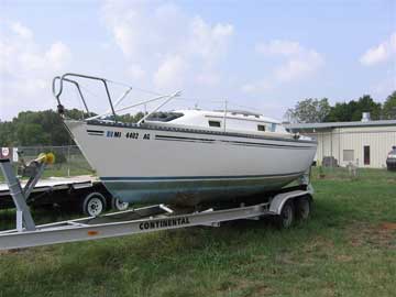1981 Hunter 22