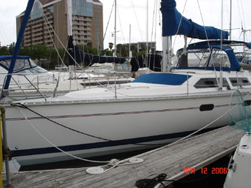 1995 42' Hunter Passage