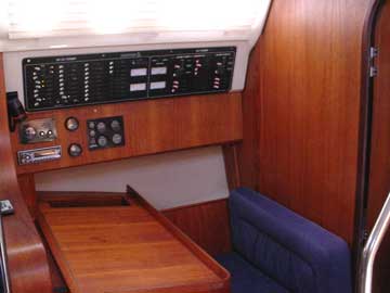 1995 Hunter 430