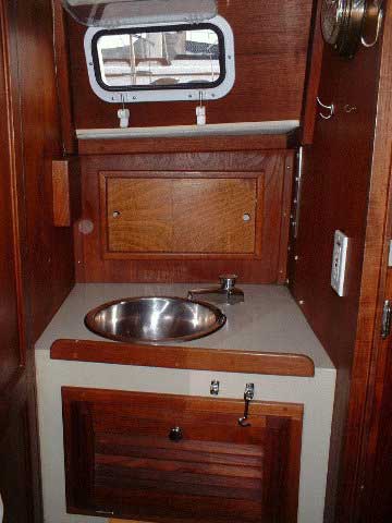 1974 Islander MKII 30 sailboat