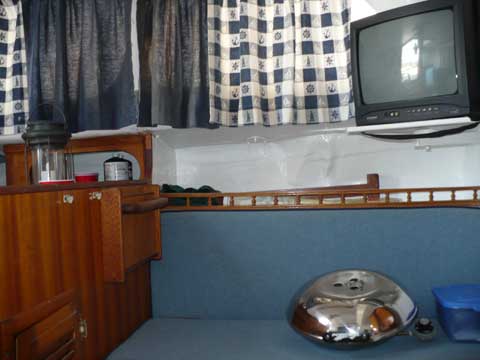 Islander 32 sailboat
