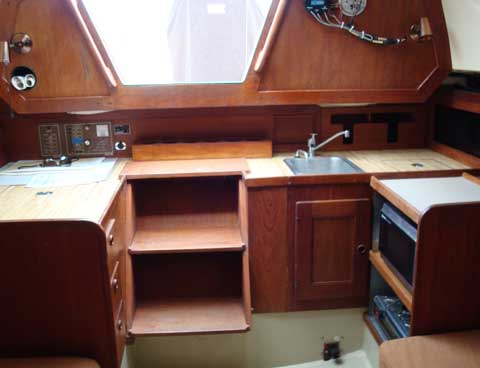 Cal 31 sailboat