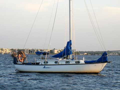 Cape Dory 28