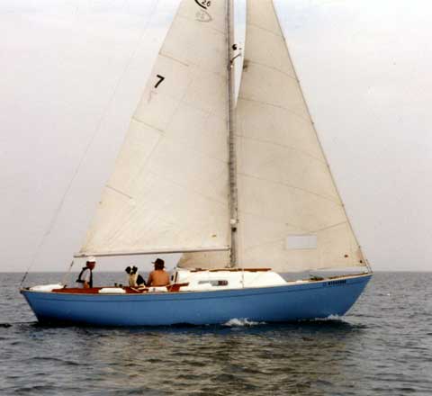 Capitan 26 sailboat