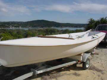 1972 Catalina Capri Coronado 15 (C-15) sailboat