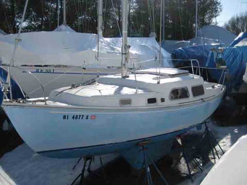Coronado 25 sailboat
