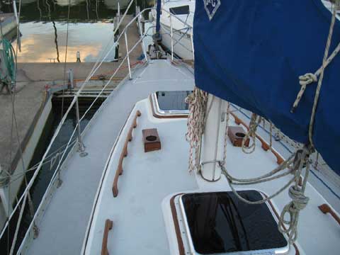Endeavor 32 sailboat