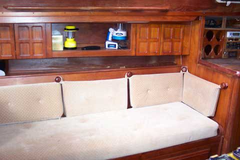 Endeavour 40