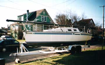 1981 Evelyn 26 sailboat