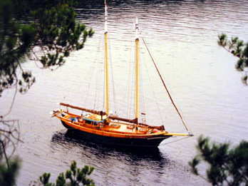1983 J.K.Wyles and P. London Shipwrights sailboat