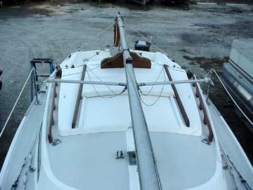 1984 Catalina 22 swing keel sailboat