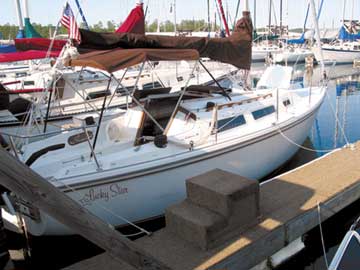 1982 Catalina 25 sailboat