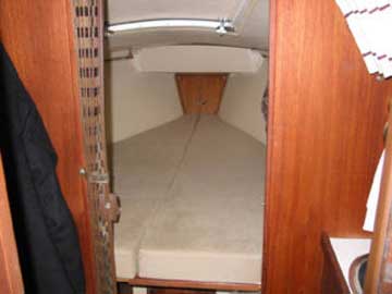 1982 Catalina 25 sailboat