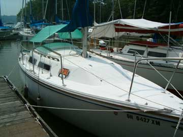 1981 Catalina 25 sailboat