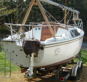 1982 Catalina 25 sailboat