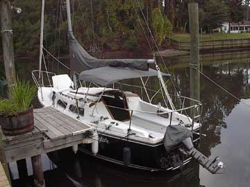1980 Catalina 25 wing keel sailboat